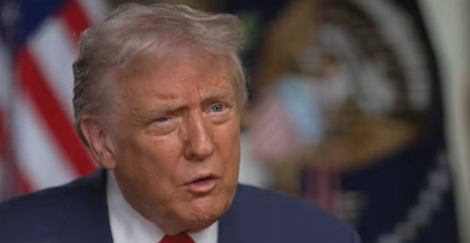 Operazione “Occhio di Falco”, Trump ordina attacchi massicci contro l’Isis in Siria: “Non è guerra, è vendetta” Donald Trump CBS