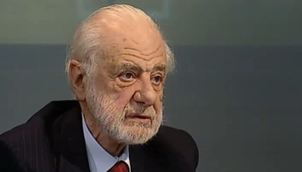 Addio al professor Baima Bollone, per lui la Sindone era autentica: “Lo direi anche se fossi ateo” Il professor Baima Bollone