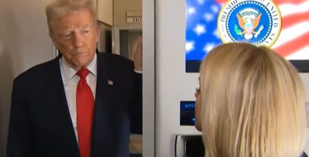 Trump sull'Air Force One