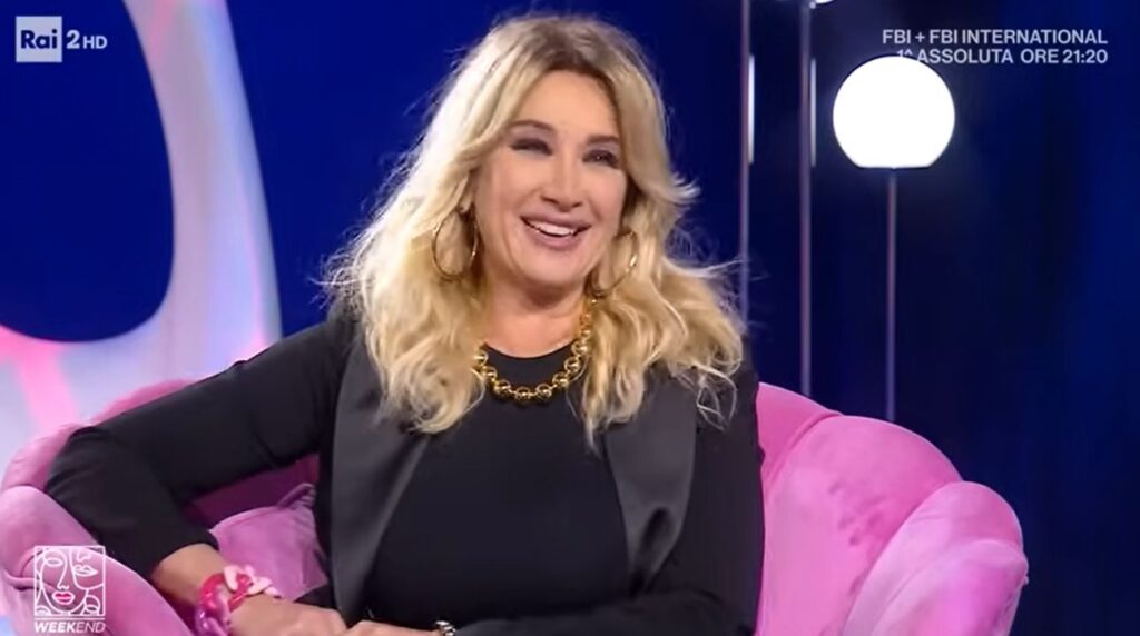 Nozze saltate per Simona Tagli: “Voto di castità per 20 anni, poi lui mi lascia per vecchie foto sexy” Simona Tagli