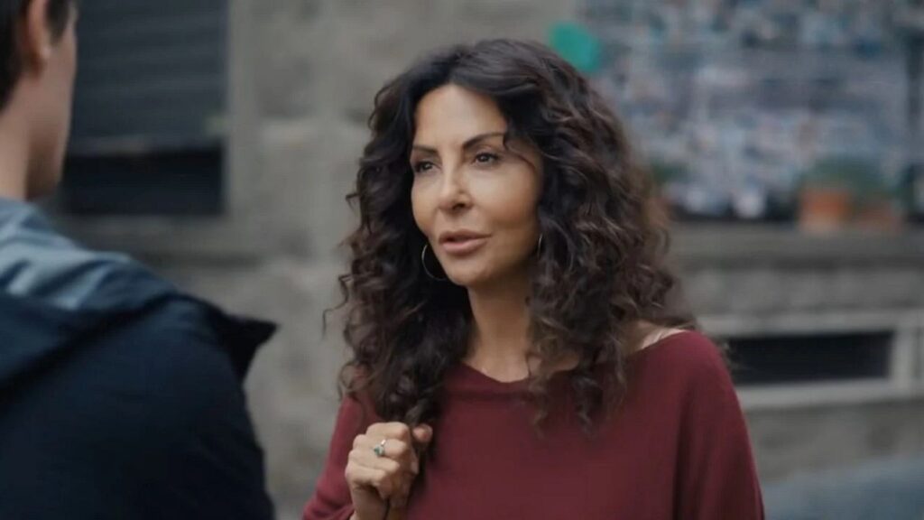 Un video intimo diffuso in rete, una vita distrutta e la lotta per la verità: arriva stasera “A testa alta”, la nuova fiction di Canale 5 con Sabrina Ferilli Sabrina Ferilli nei panni di Virginia Terzi in "A testa alta"