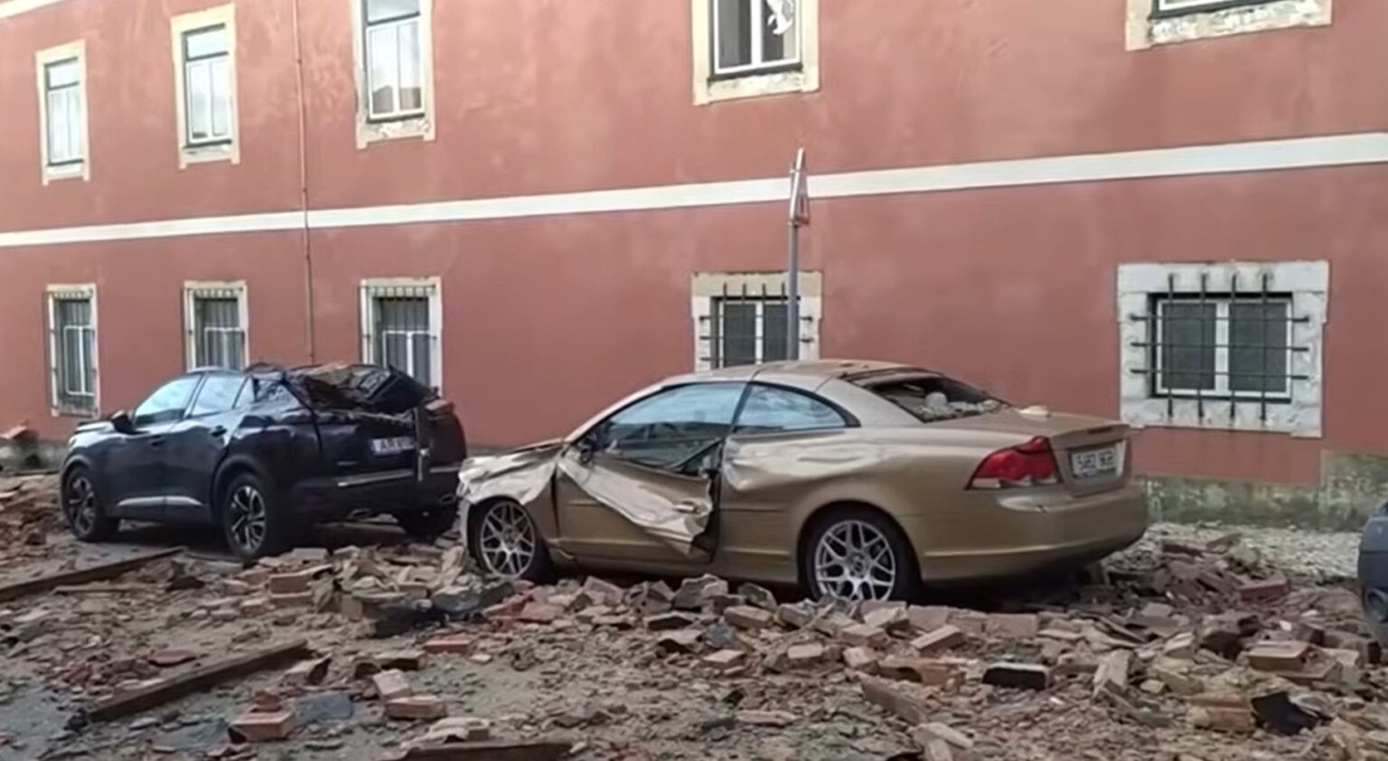 La devastazione in Portogallo