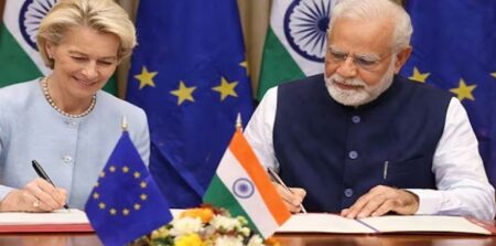 Modi e Von der Leyen che firmano accordo