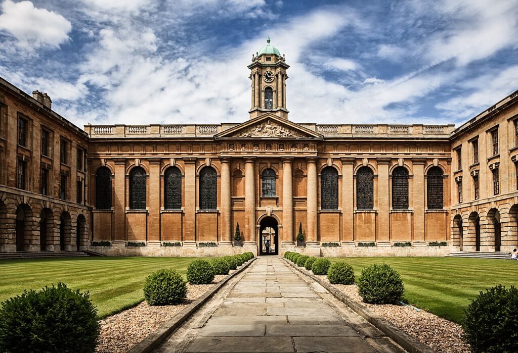 Università di Oxford è la prima in classifica