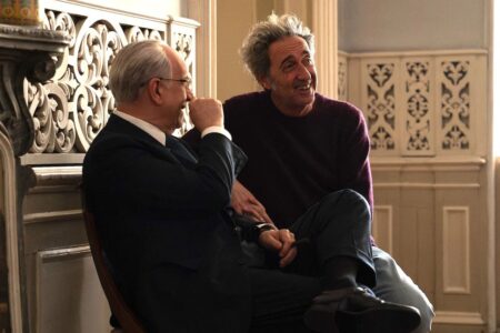 L’Oscar, Napoli e ora La grazia: chi è Paolo Sorrentino, il regista italiano più premiato degli ultimi anni Paolo Sorrentino sul set di La Grazia con Toni Servillo foto di Andrea Pirrello