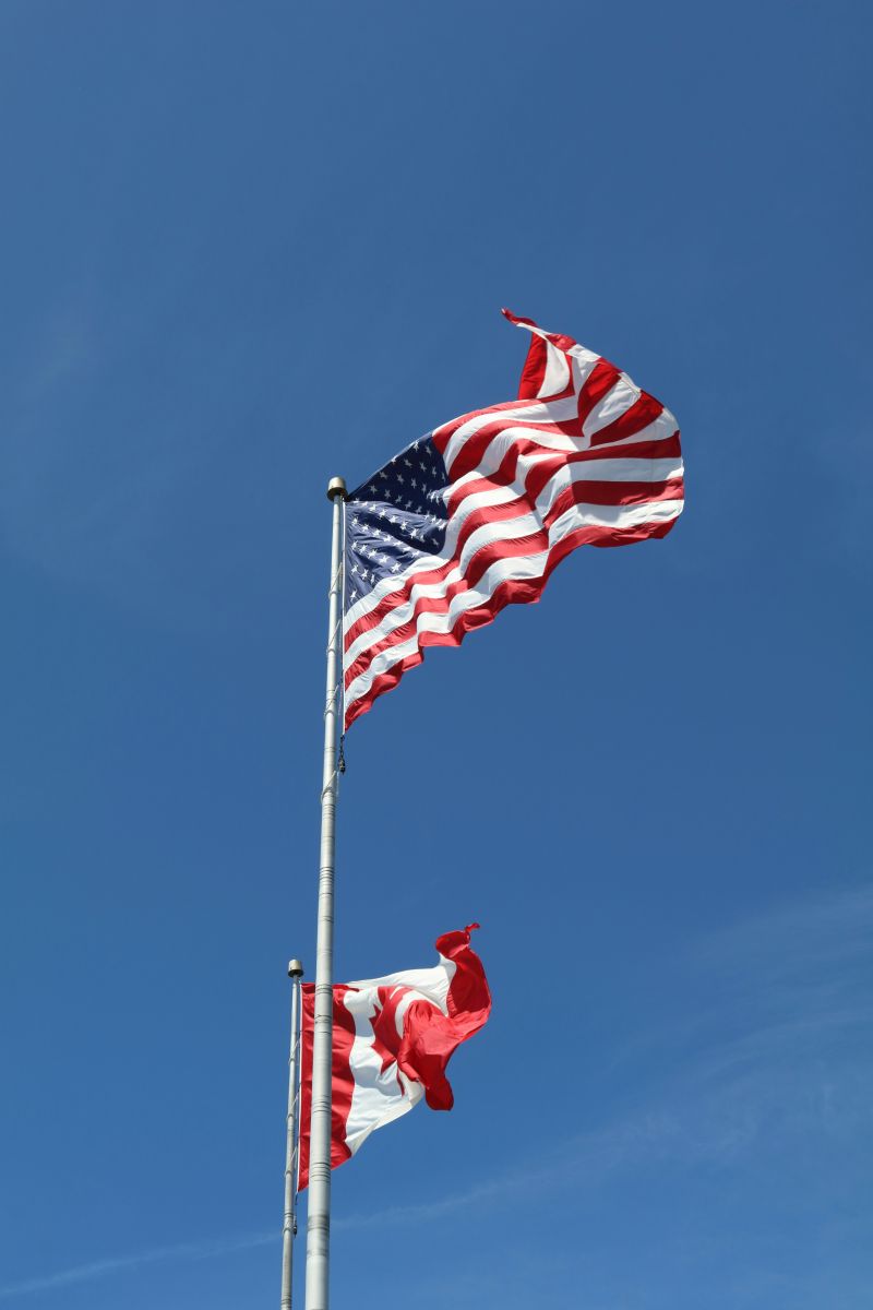 bandiera americana e canadese