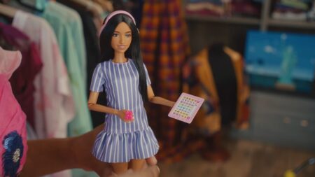 La prima Barbie autistica