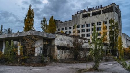 palazzo abbandonato a Chernobyl