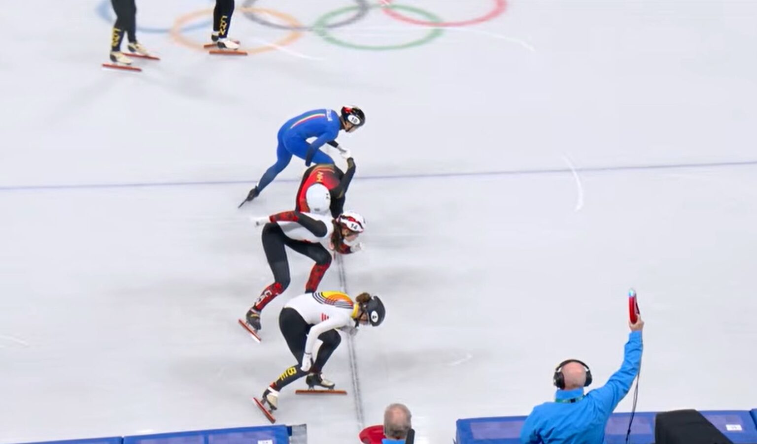 La staffetta mista di short track