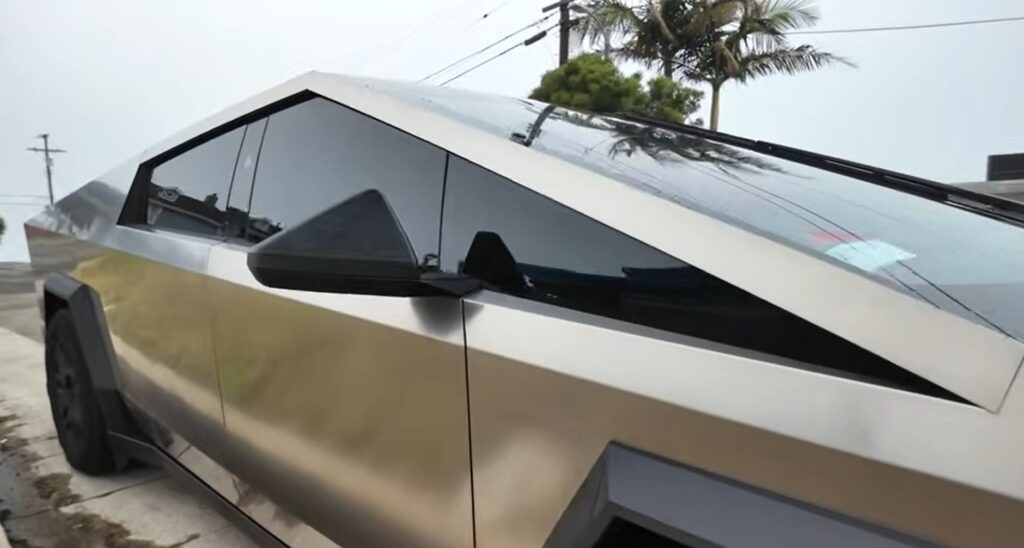 Una Tesla Cybertruck