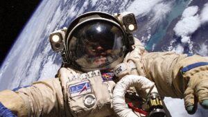 Michael Fincke nello spazio nel 2004