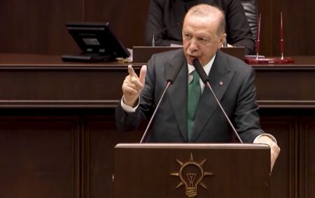 Erdogan in Parlamento