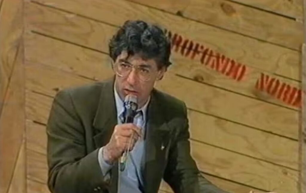 I figli di Umberto Bossi: tra sogni di gloria e guai giudiziari, la dinastia mancata del Senatùr Umberto Bossi ospite di Profondo Nord