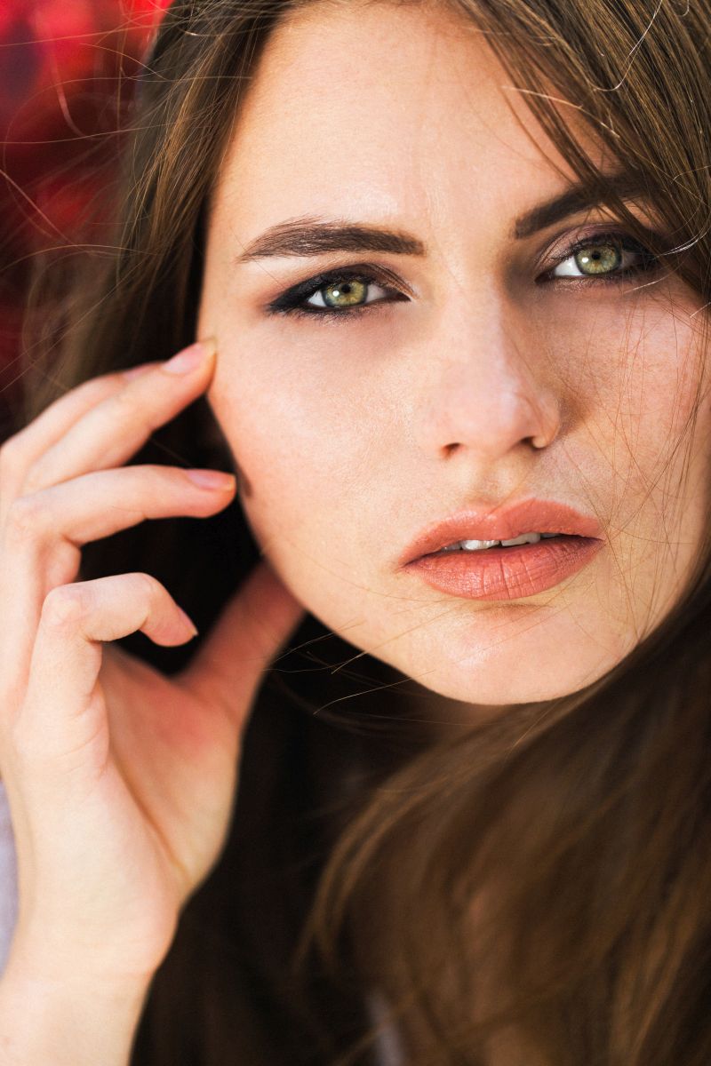 donna dagli occhi verdi