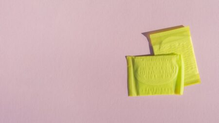 due assorbenti in bustina