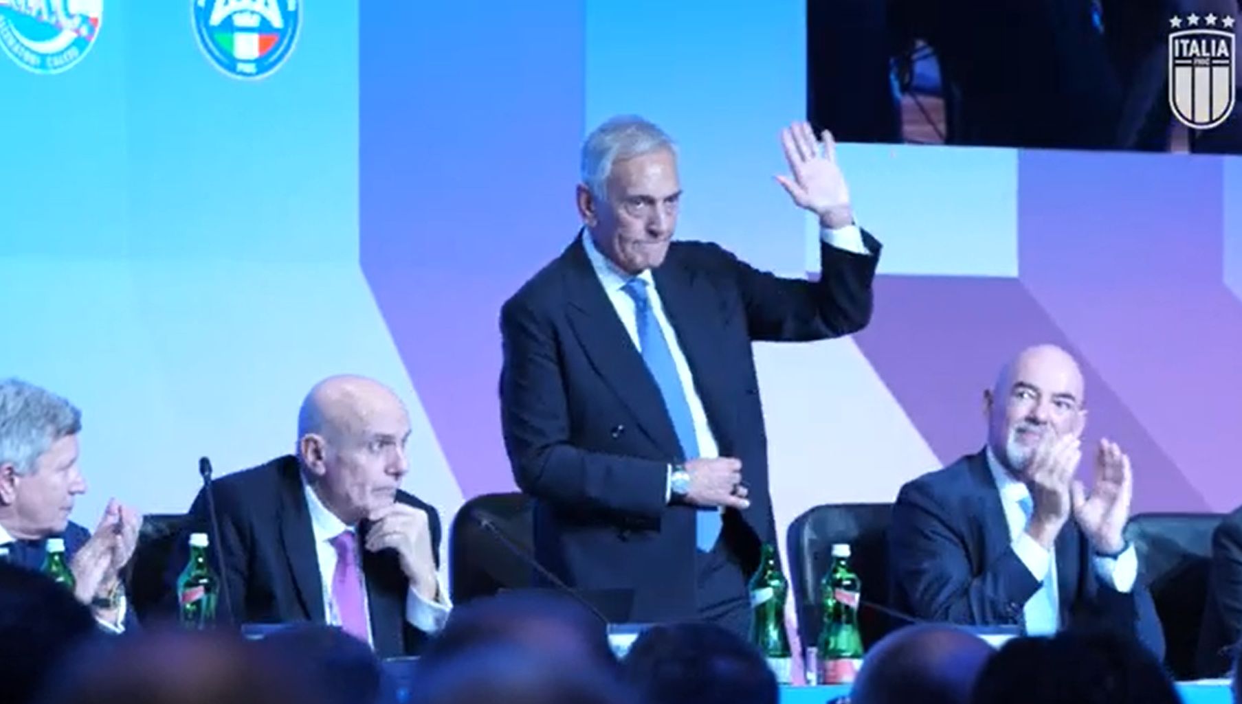 serve un cambio la richiesta del governo e 24 ore dopo le dimissioni di gravina dalla figc e ora da Cultweb.it serve un cambio la richiesta del governo e 24 ore dopo le dimissioni di gravina dalla figc e ora