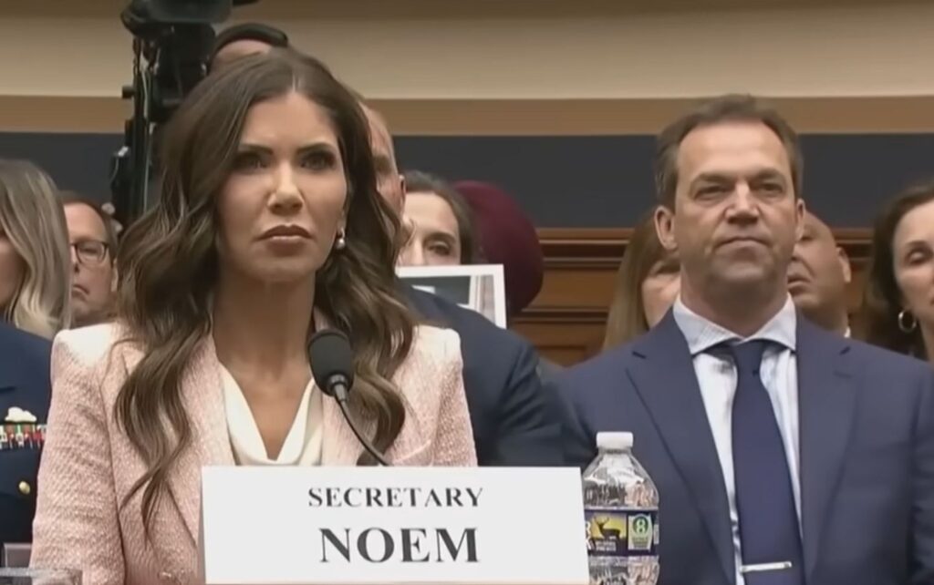 Kristy Noem e il marito Byron