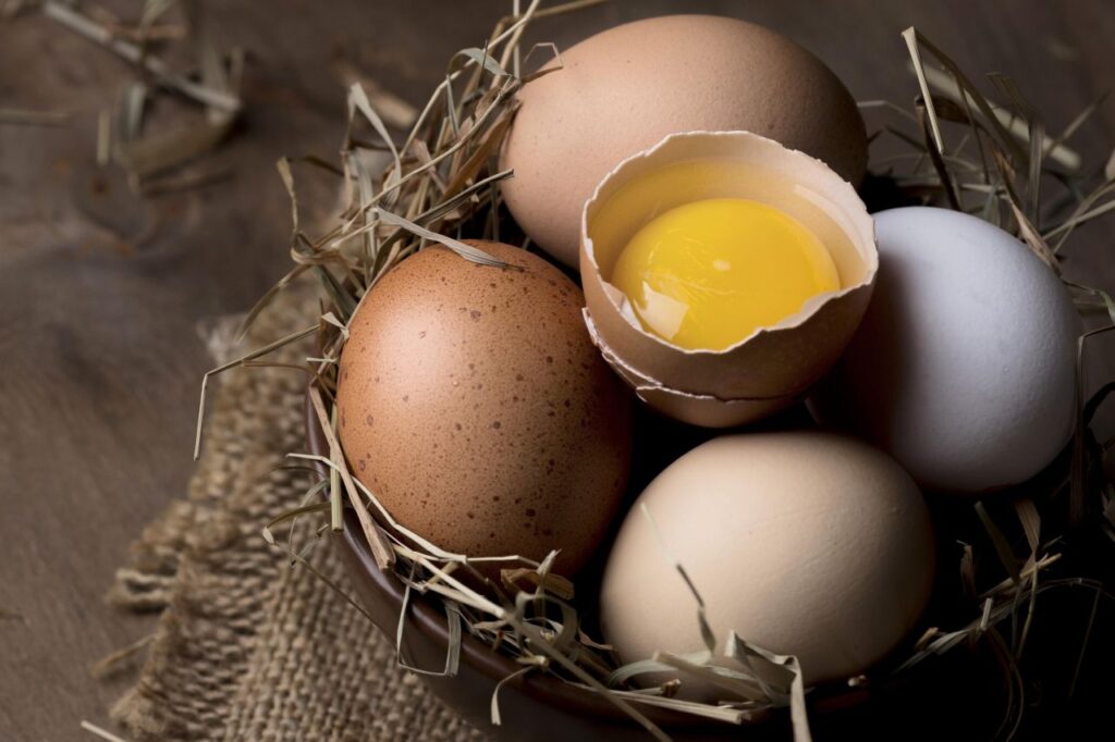 Uova in un cesto