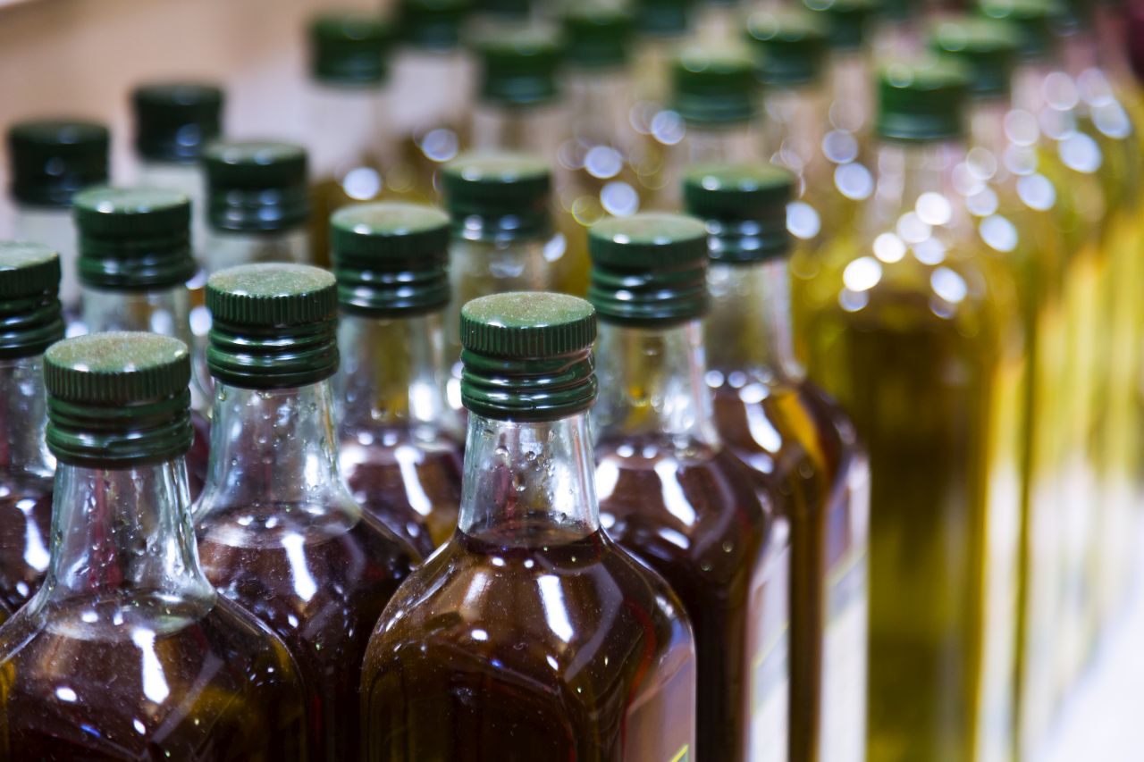 Bottiglie olio supermercato